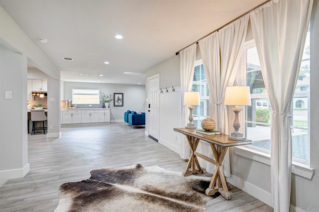 10607 Deerwood Road