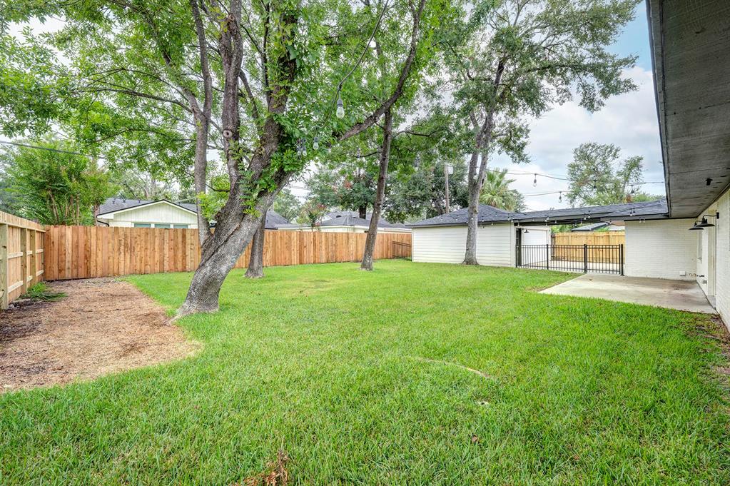 10607 Deerwood Road