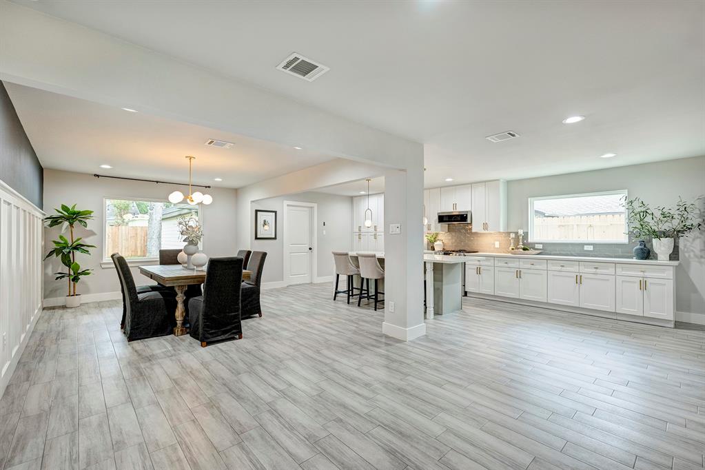 10607 Deerwood Road