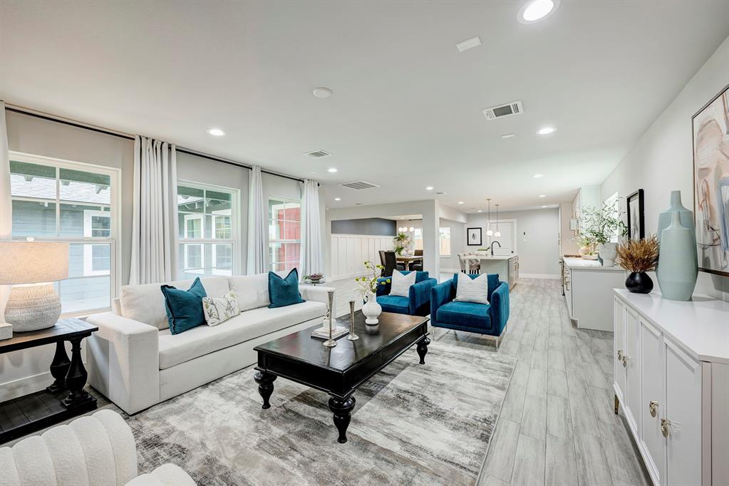 10607 Deerwood Road