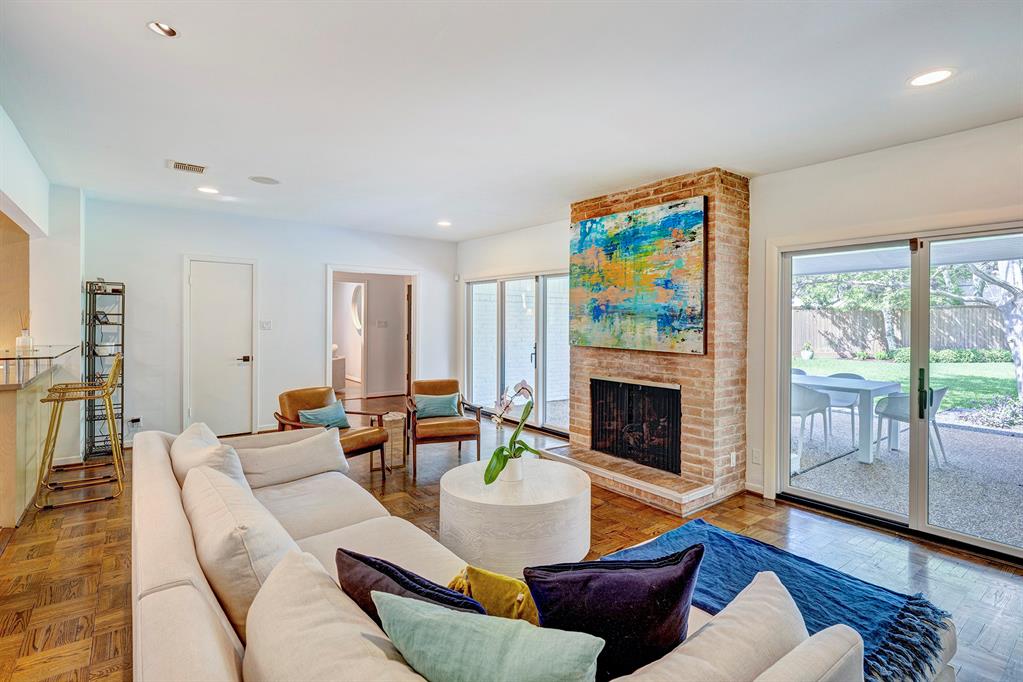 7918 Chevy Chase Drive