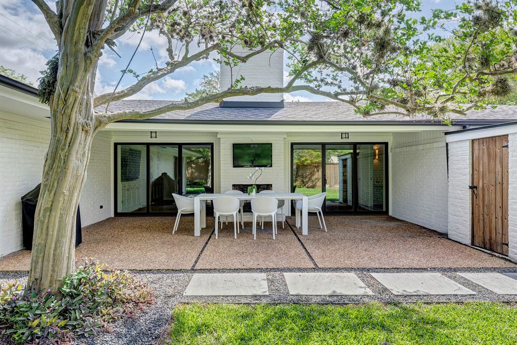 7918 Chevy Chase Drive