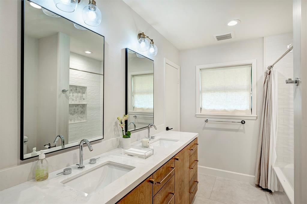 7918 Chevy Chase Drive