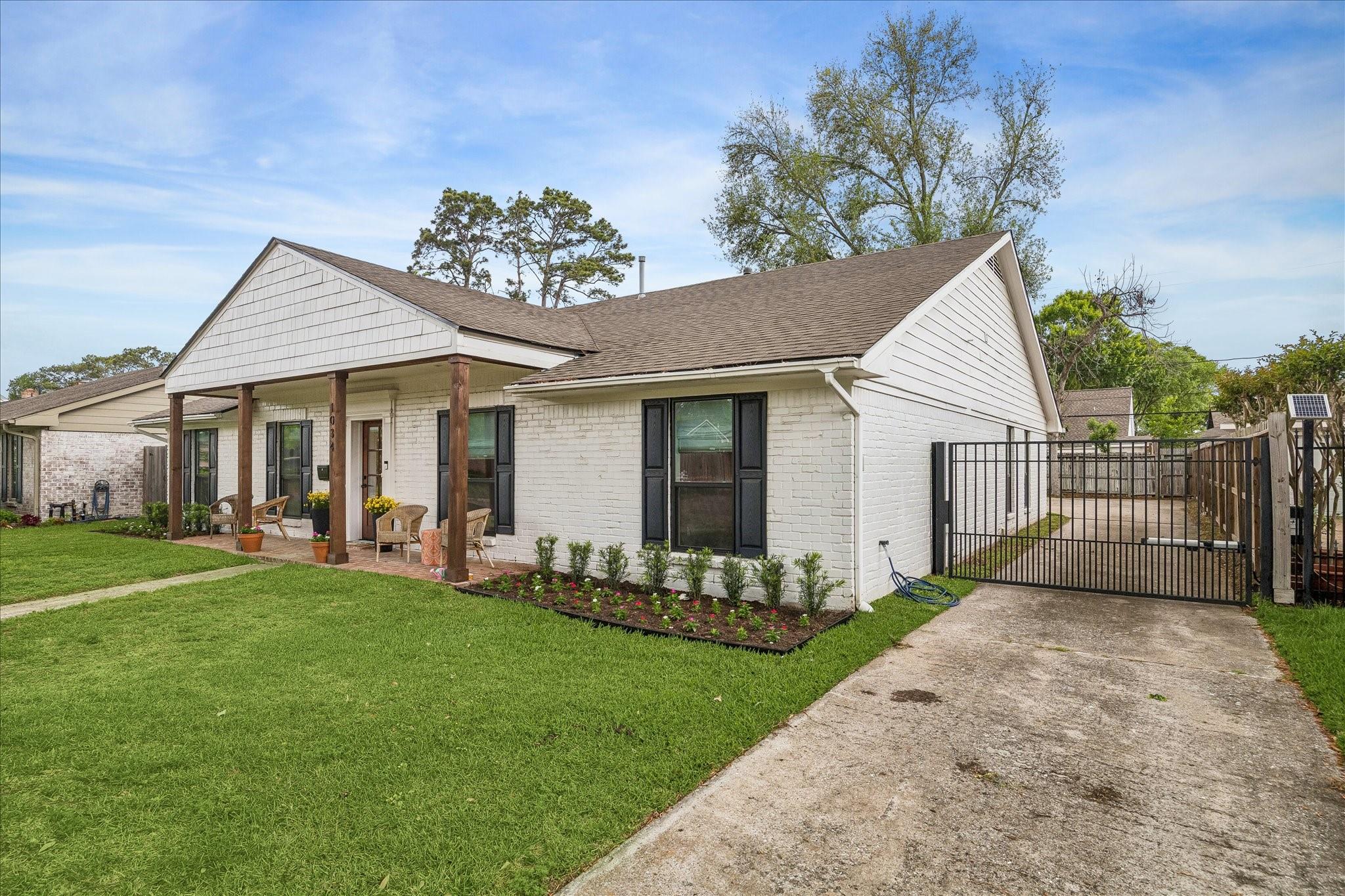 1034 Bethlehem Street