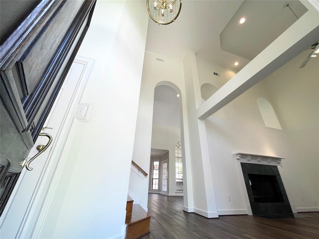 1265 Ridgewood Place
