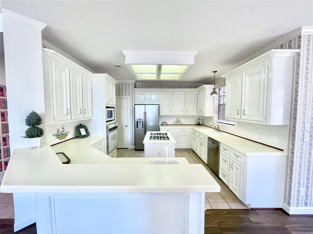 1265 Ridgewood Place