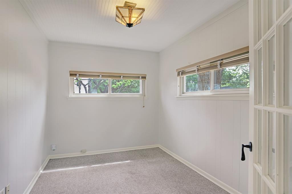 2402 Southgate Boulevard