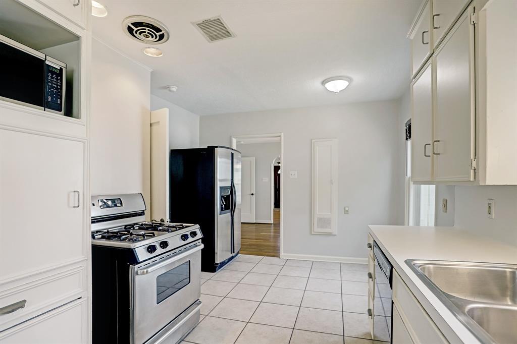 2402 Southgate Boulevard