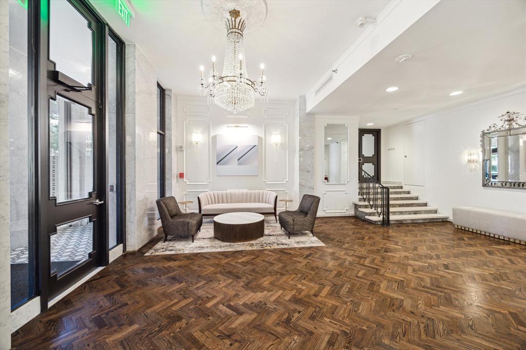 2701 Westheimer Road # 7G