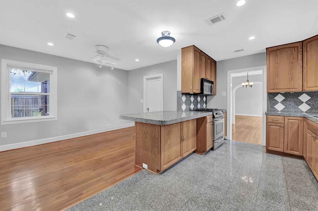 507 Woodard Street