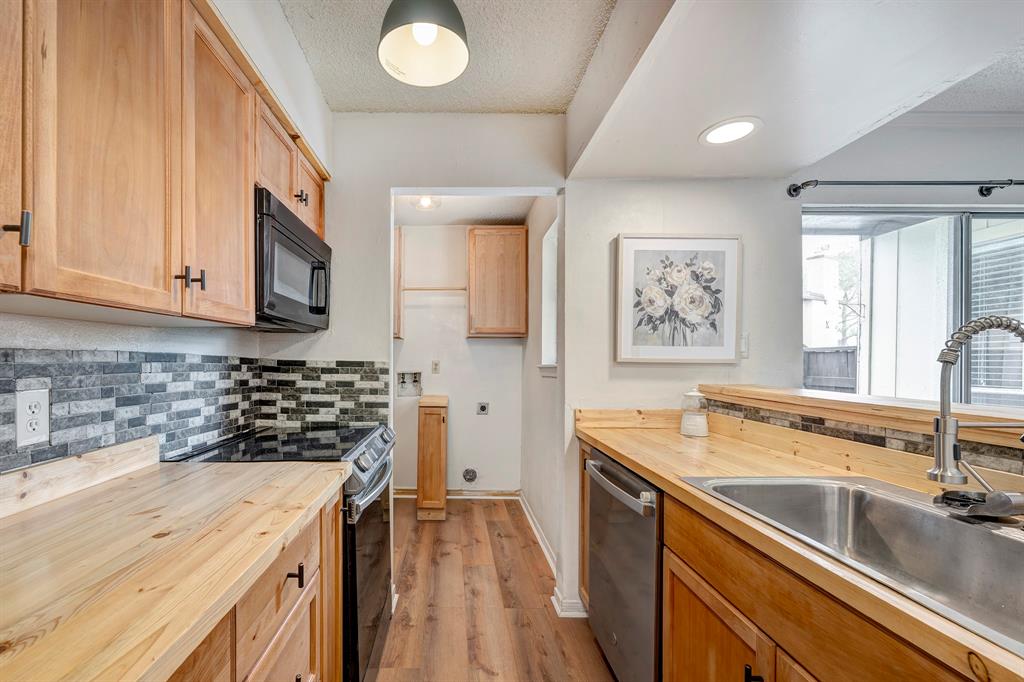 1500 Bay Area Boulevard # 321