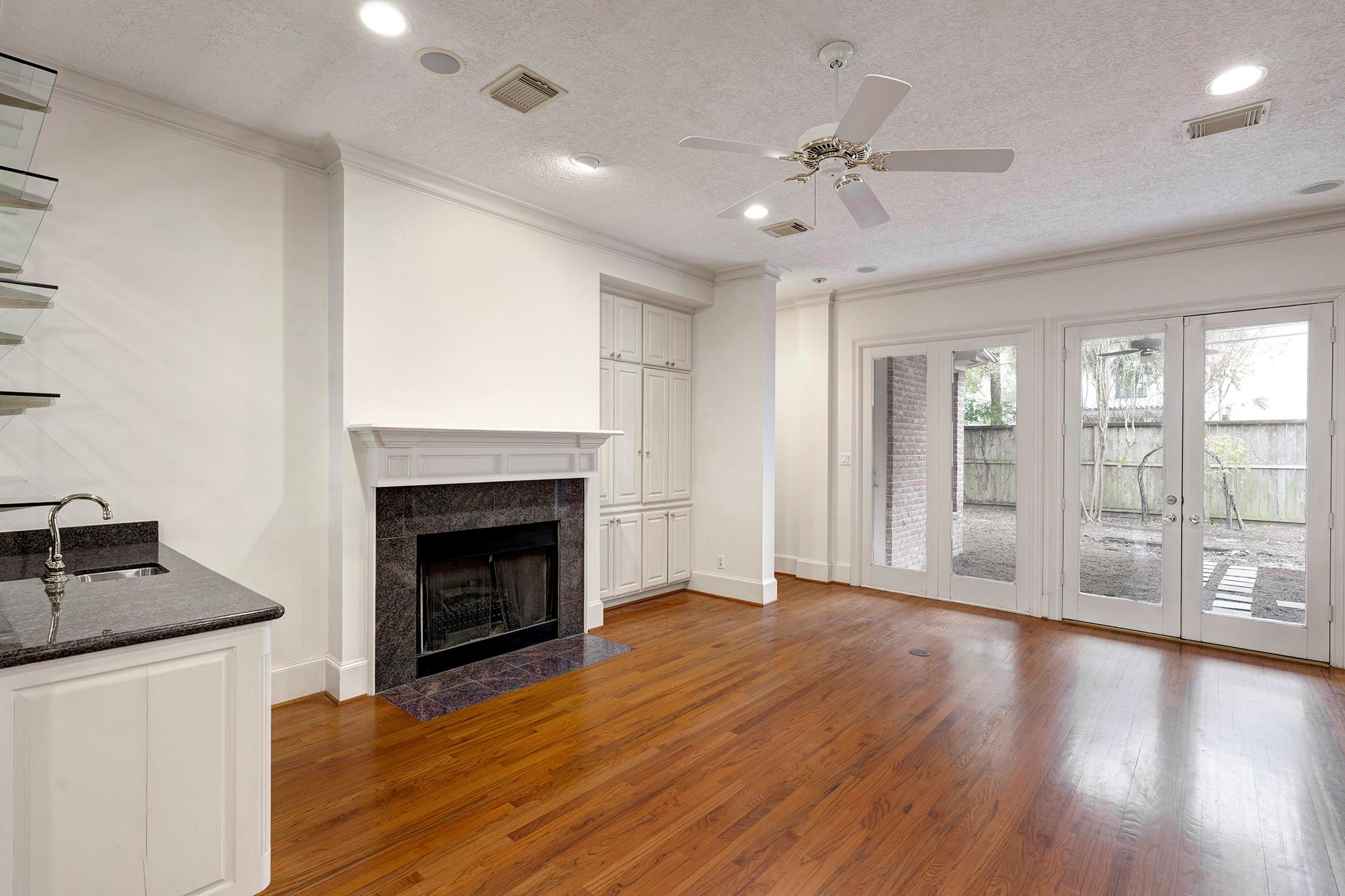 5081 Cedar Creek Drive