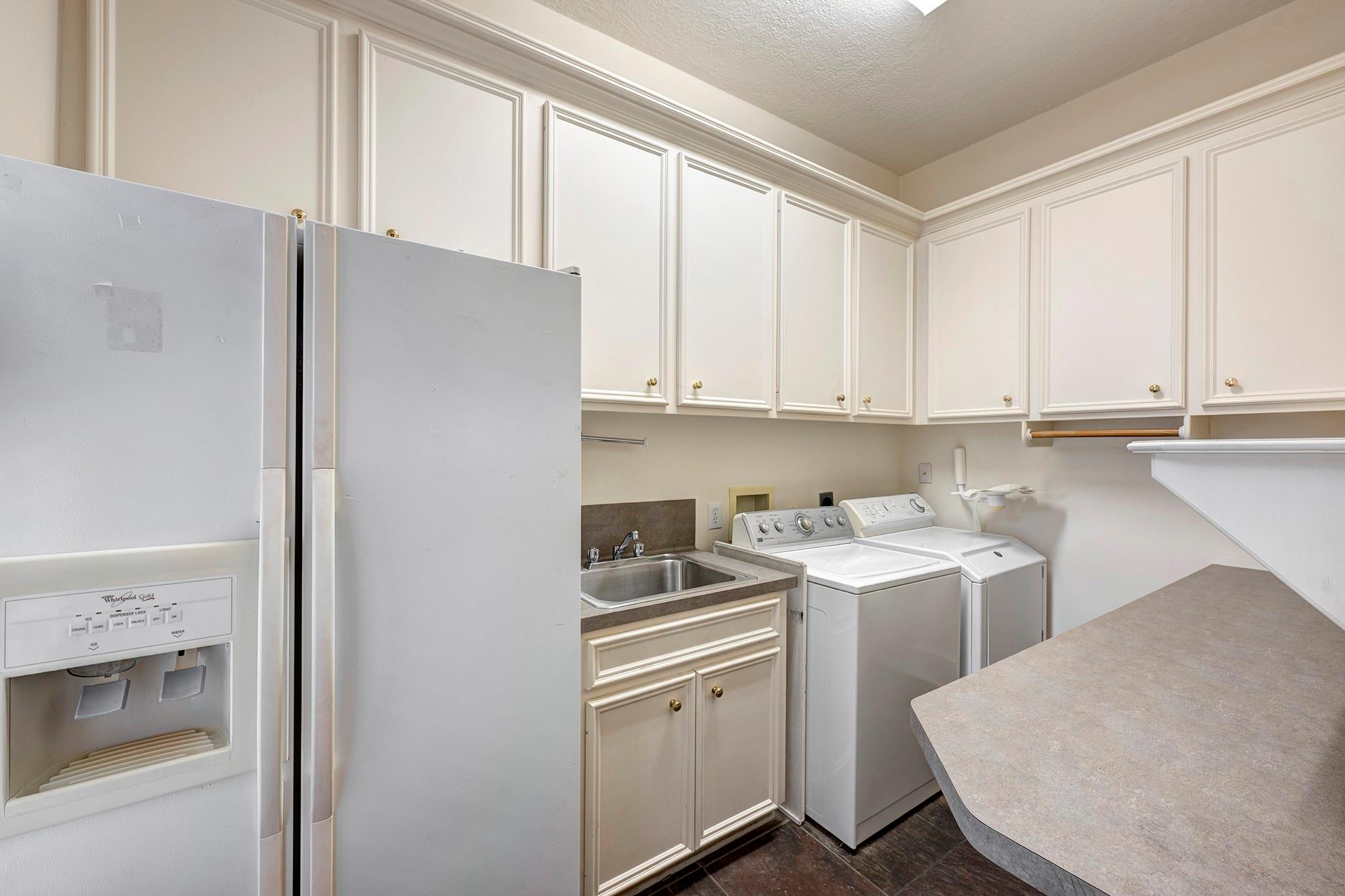 5081 Cedar Creek Drive