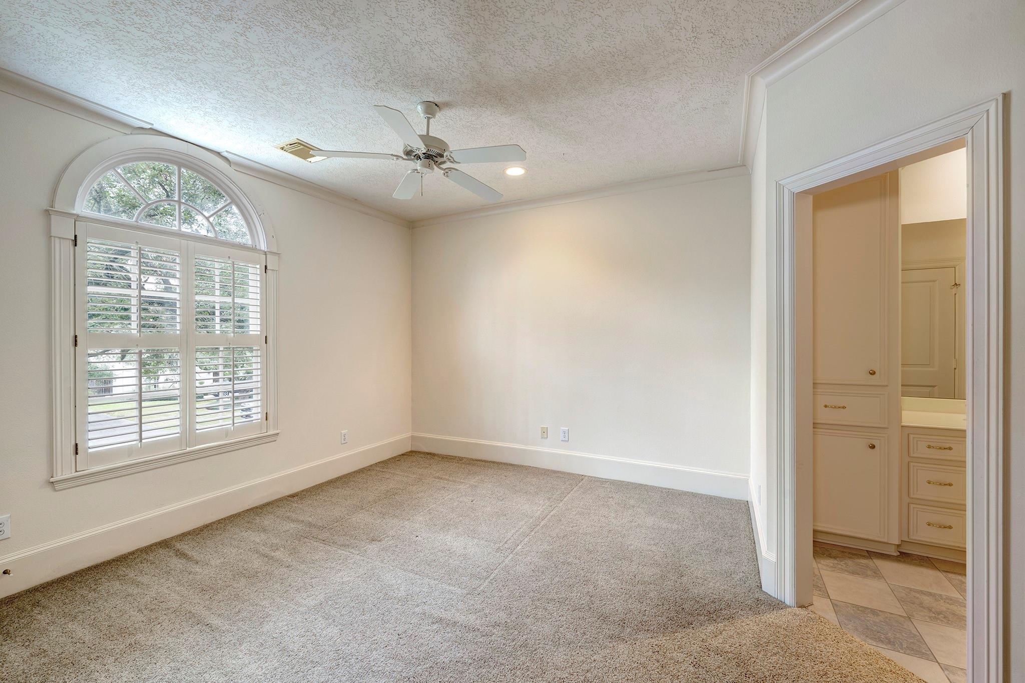 5081 Cedar Creek Drive