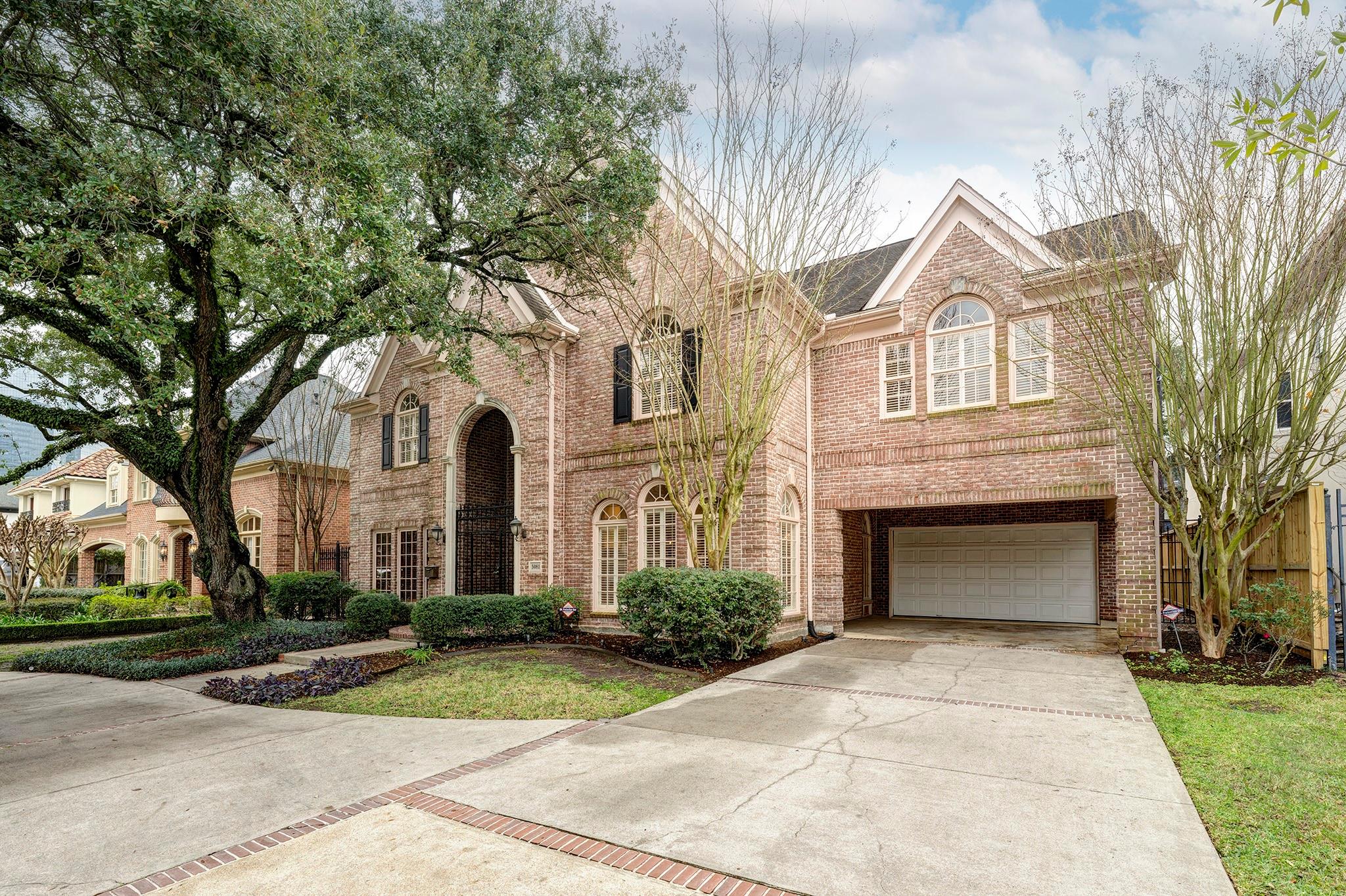 5081 Cedar Creek Drive