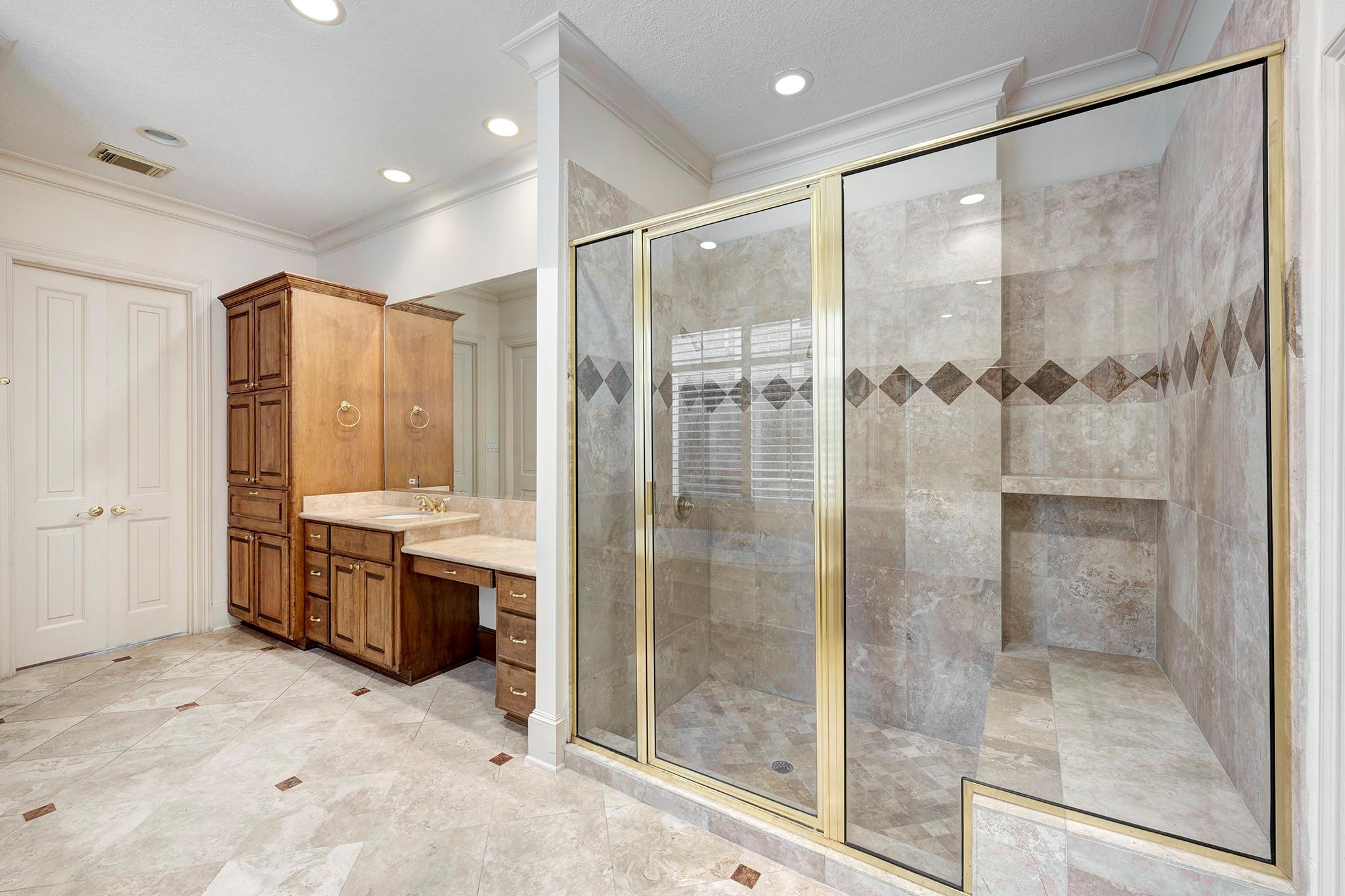 5081 Cedar Creek Drive