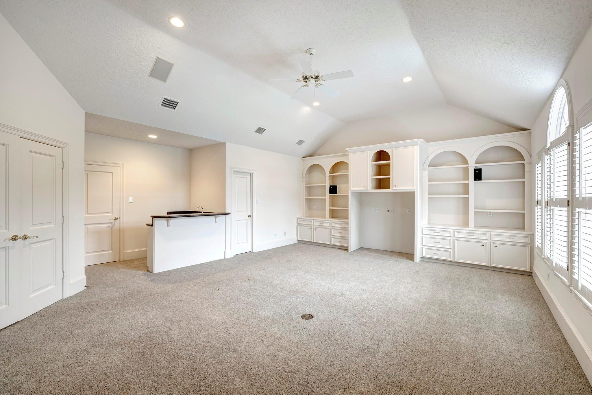 5081 Cedar Creek Drive