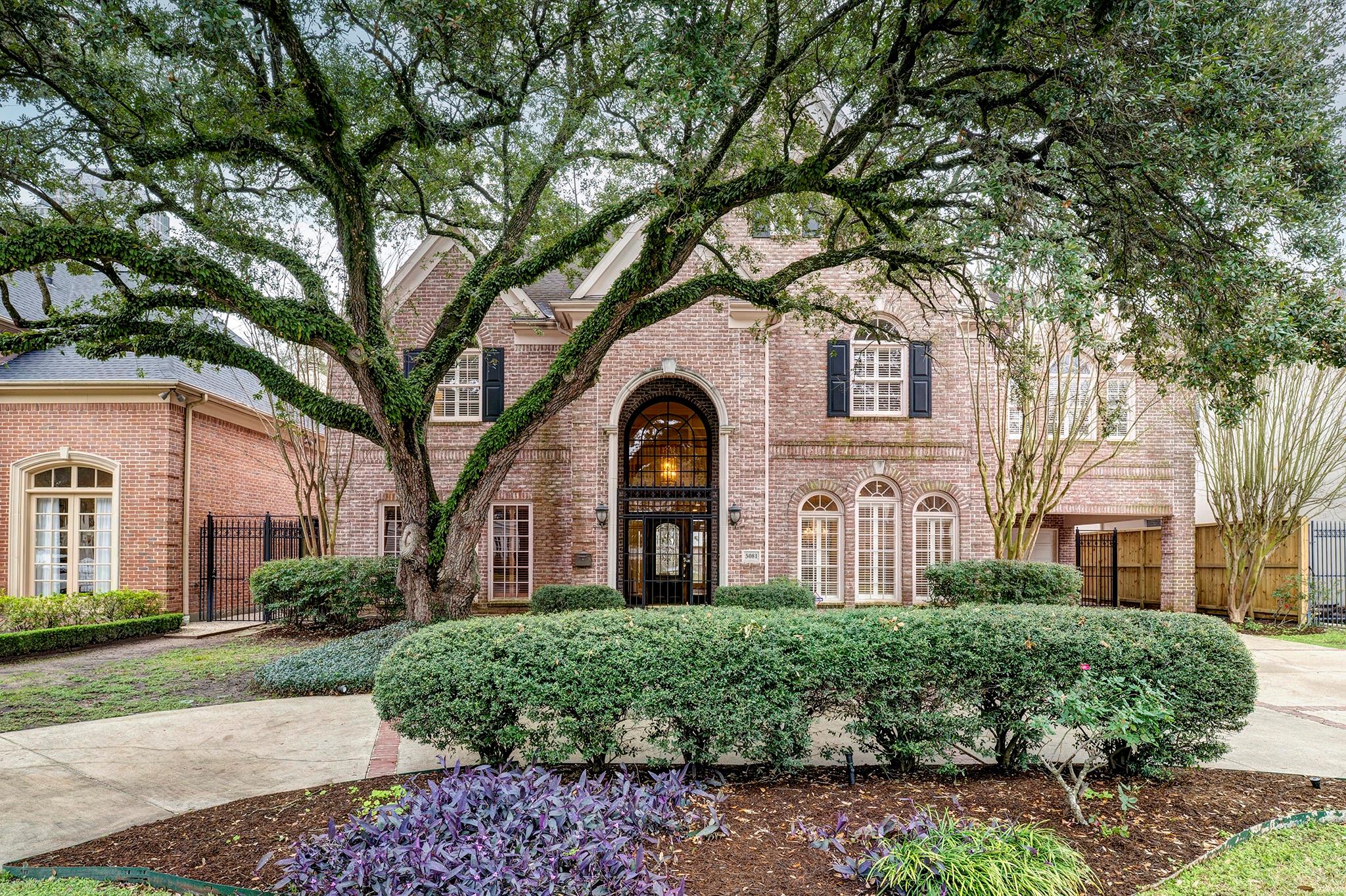 5081 Cedar Creek Drive