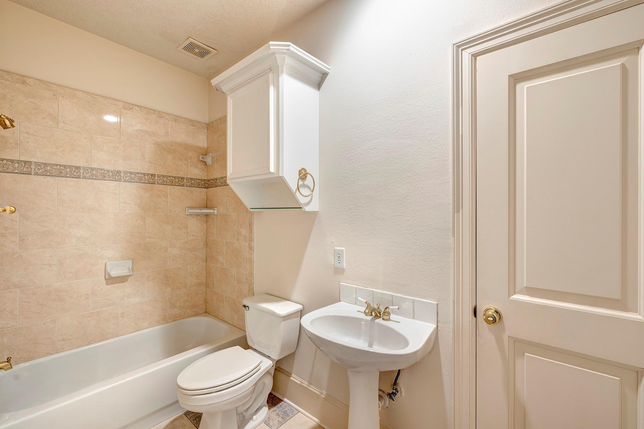 5081 Cedar Creek Drive