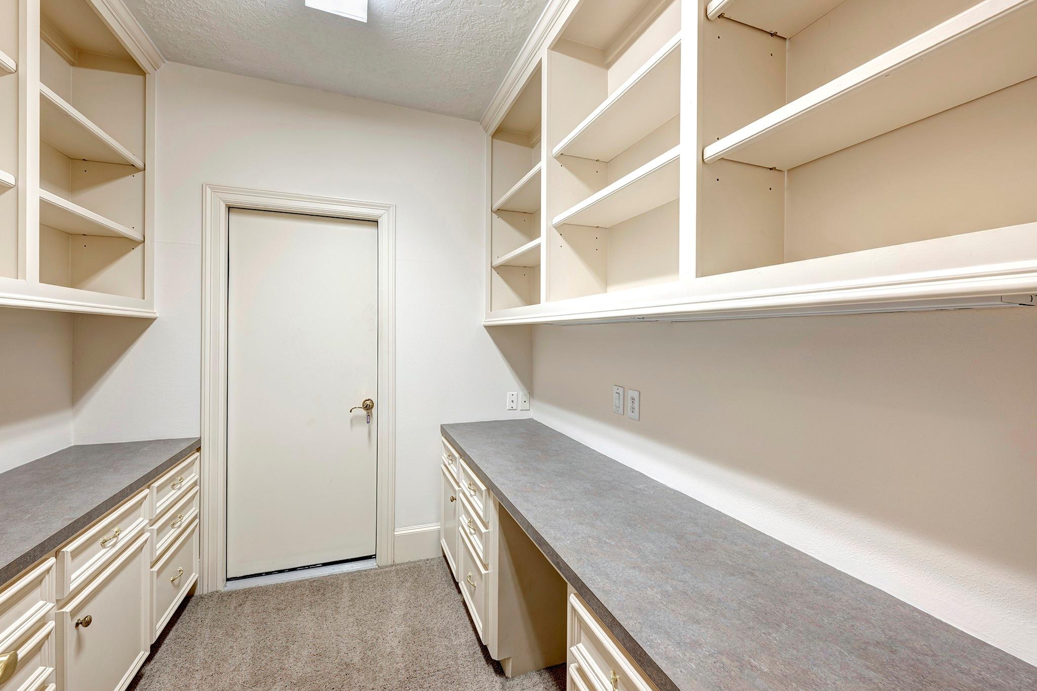 5081 Cedar Creek Drive