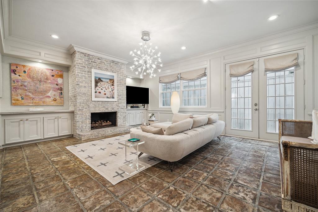 1206 Potomac Drive