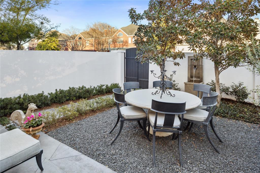1206 Potomac Drive