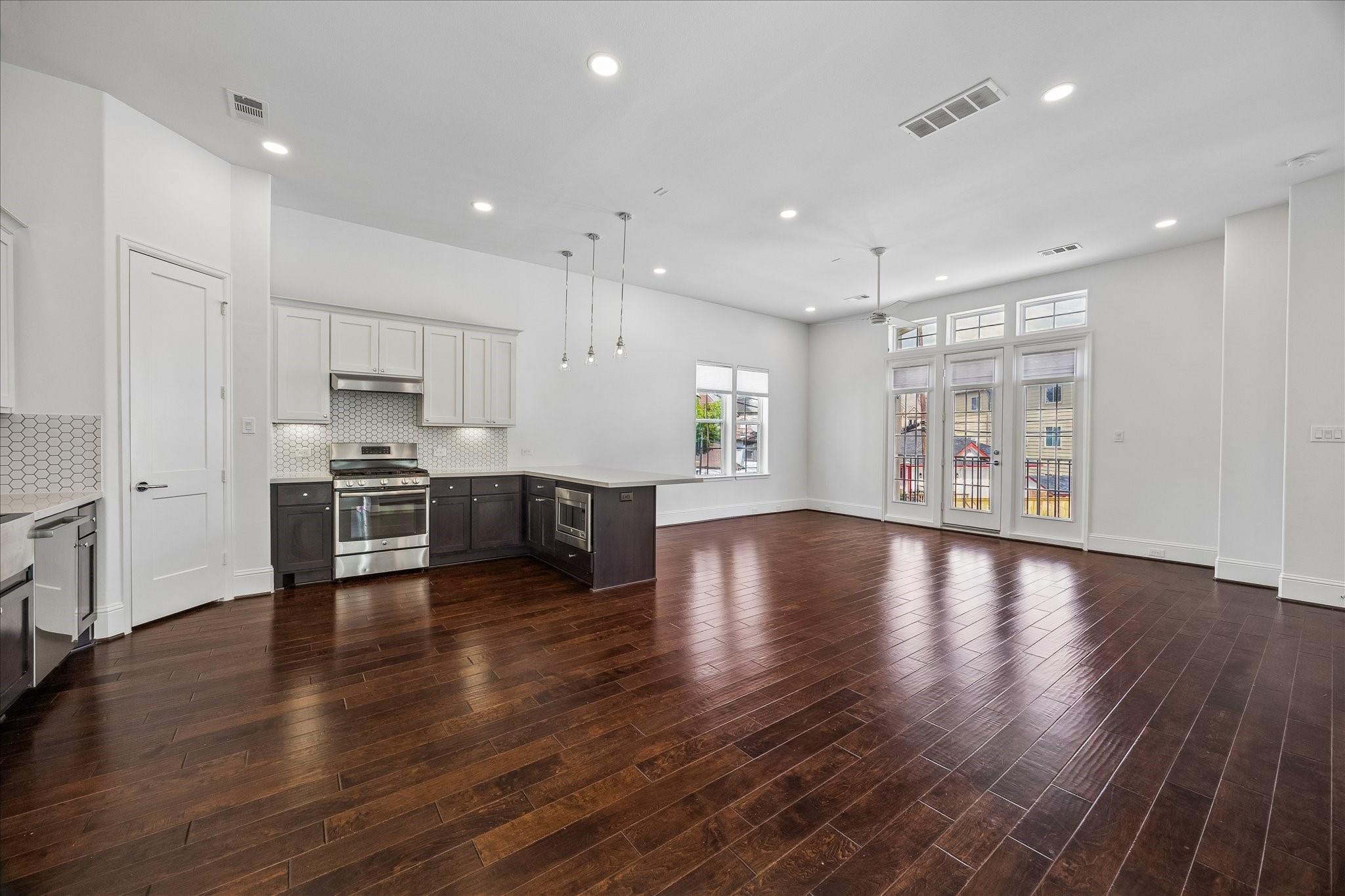 104 W Drew Street