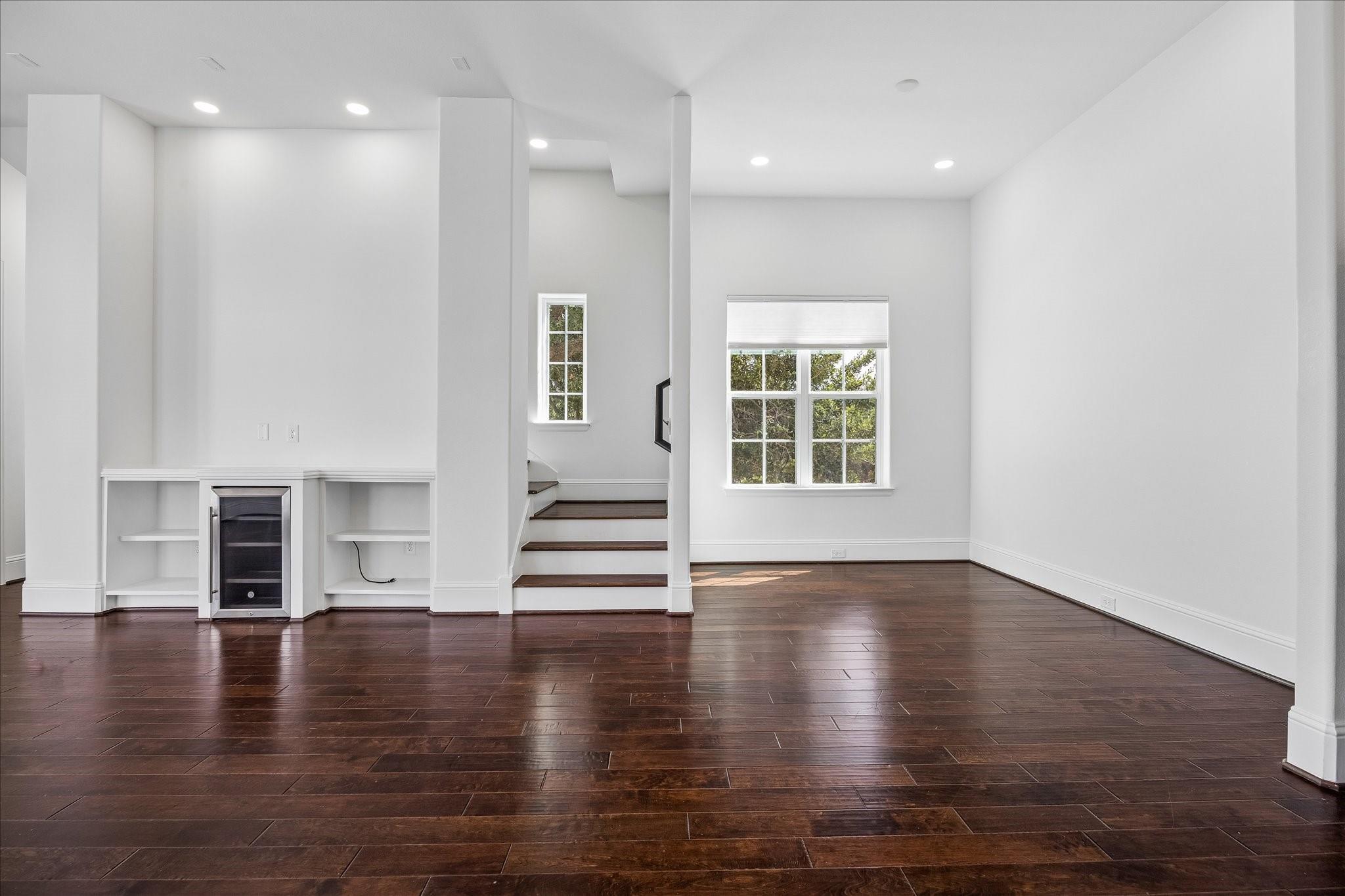 104 W Drew Street
