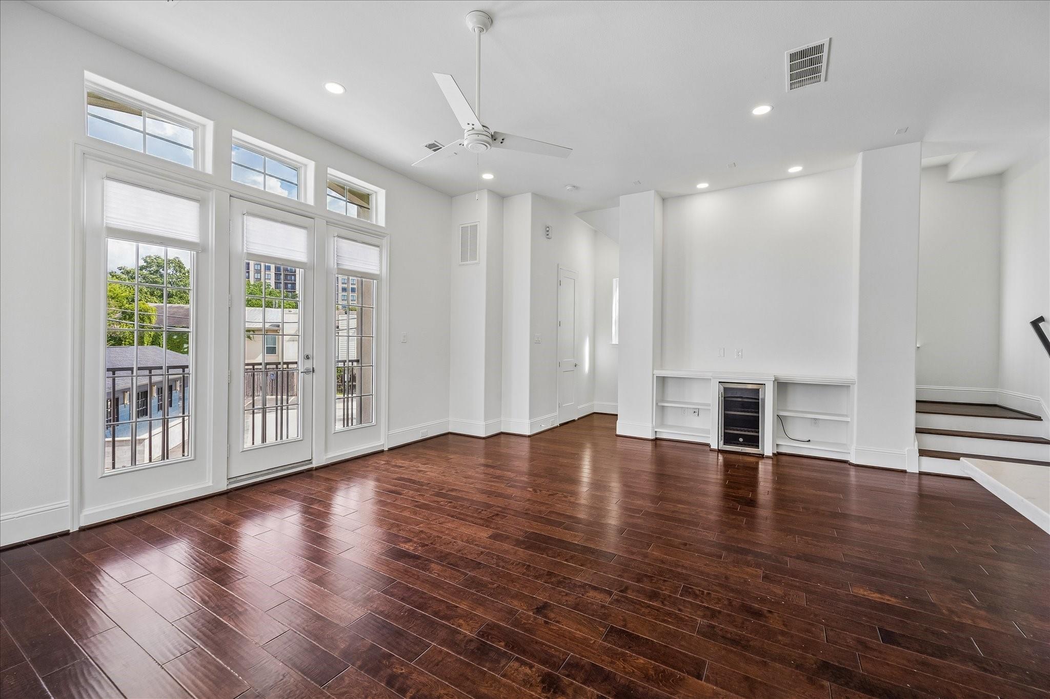 104 W Drew Street