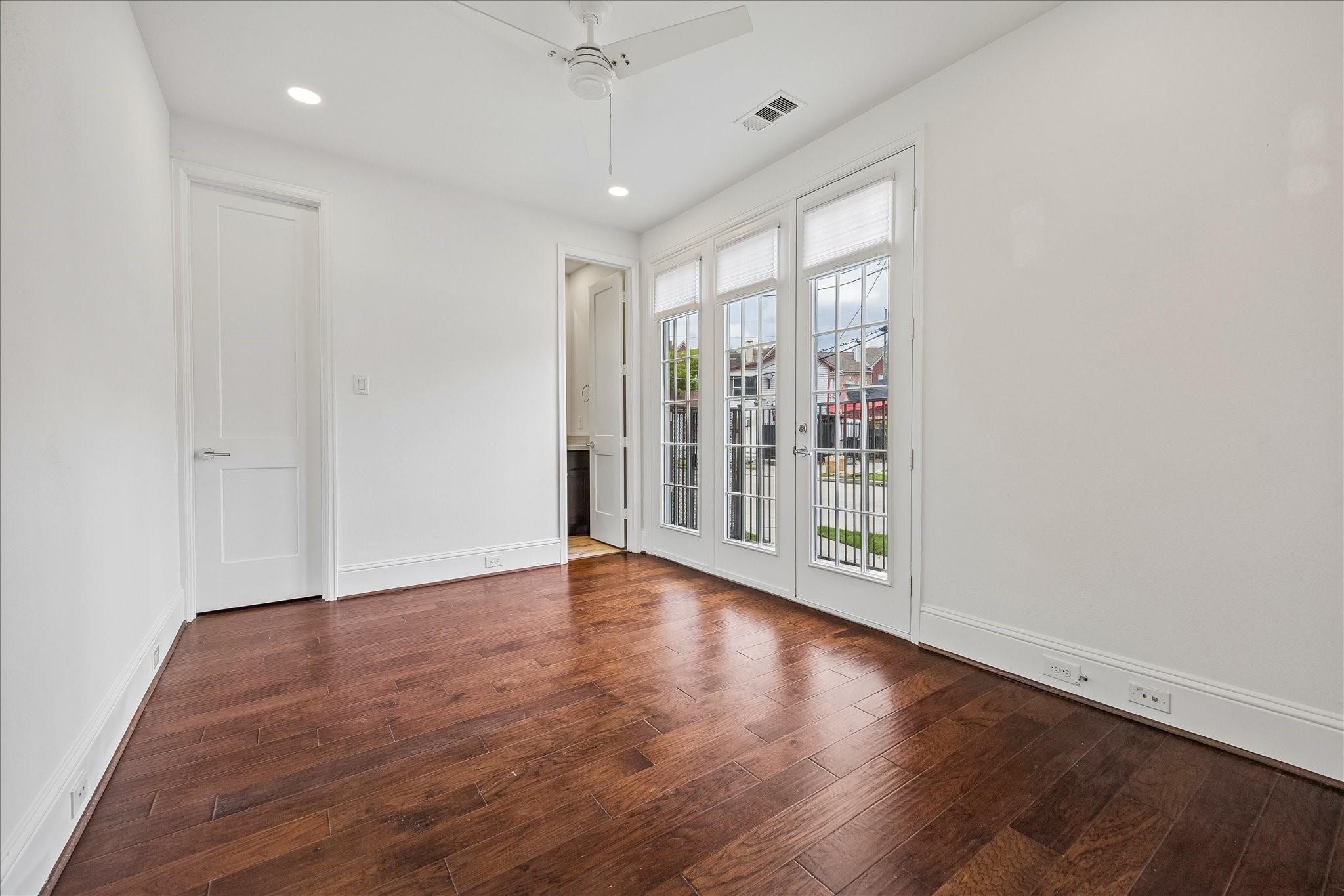 104 W Drew Street