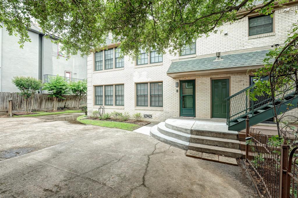 1912 Sul Ross # 2