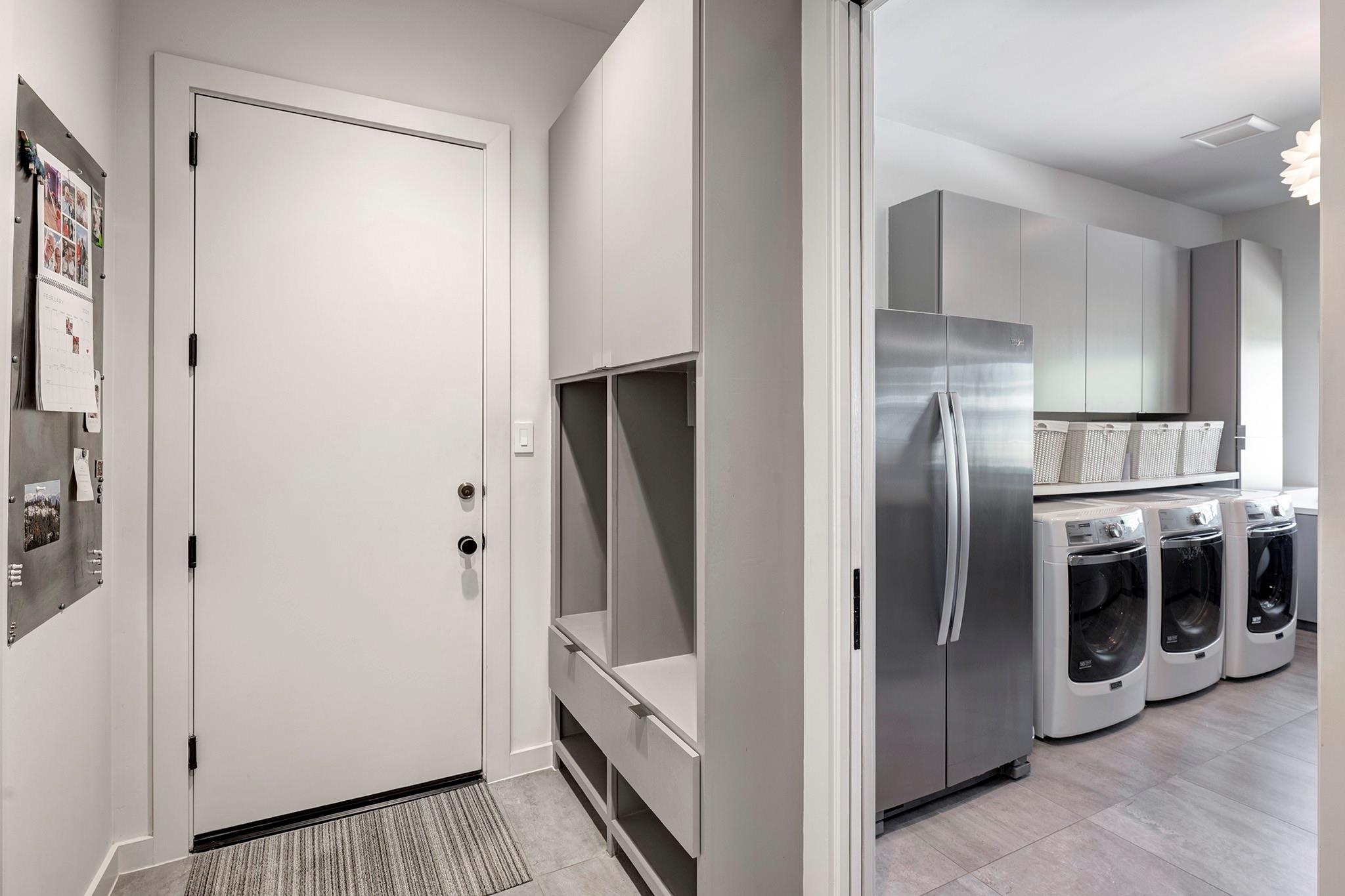 11105 S Country Squire Street