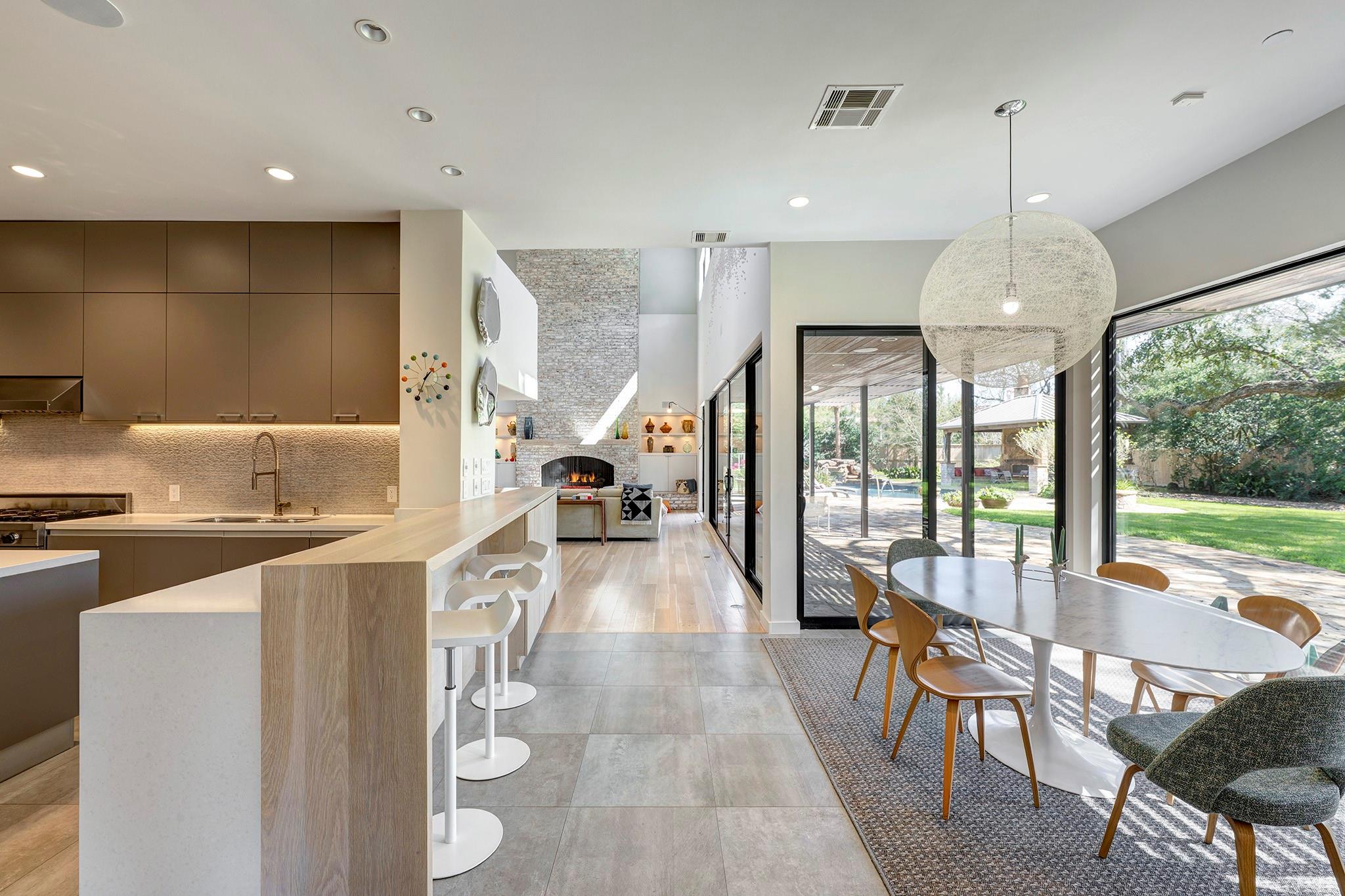 11105 S Country Squire Street