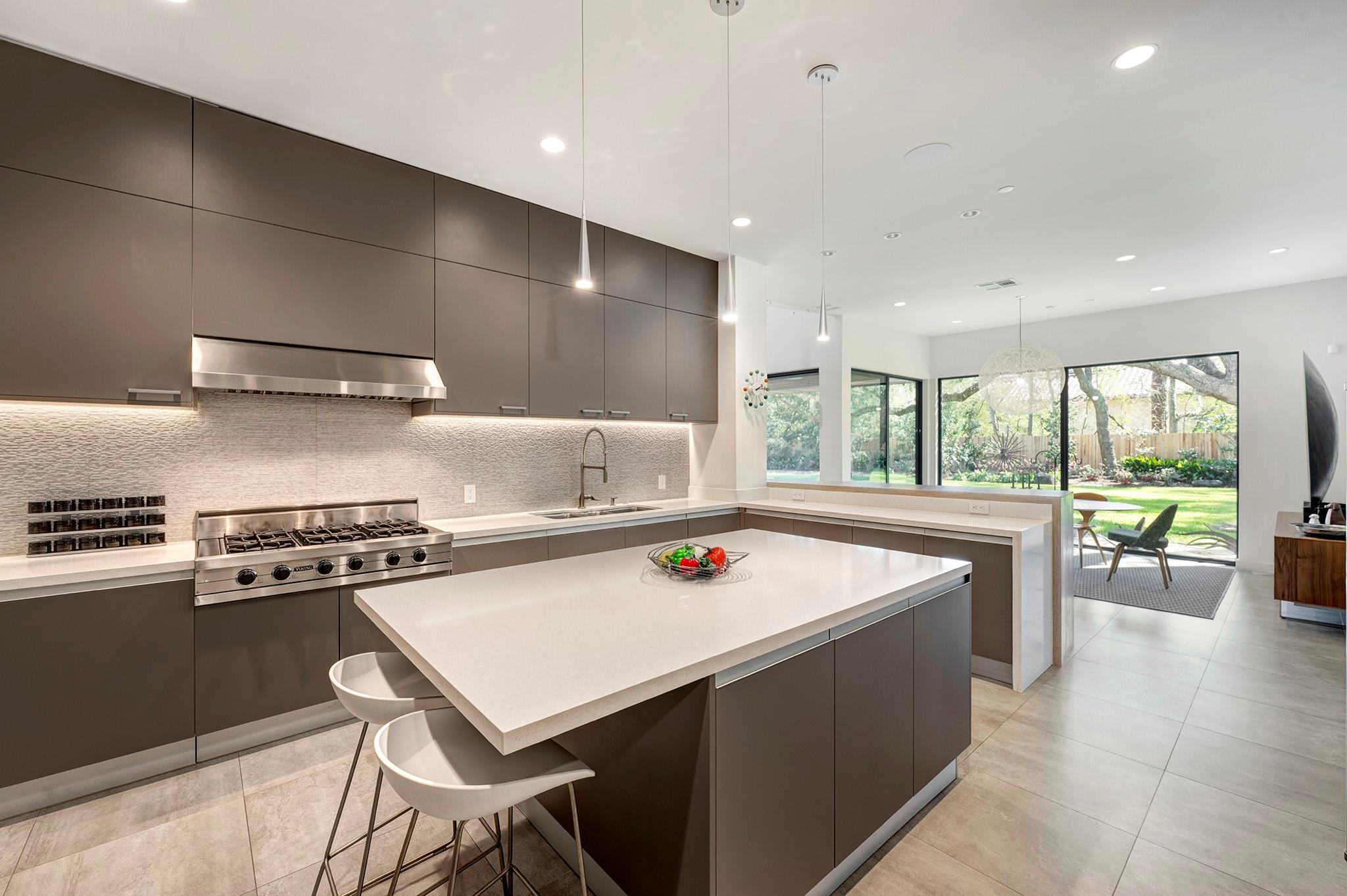 11105 S Country Squire Street