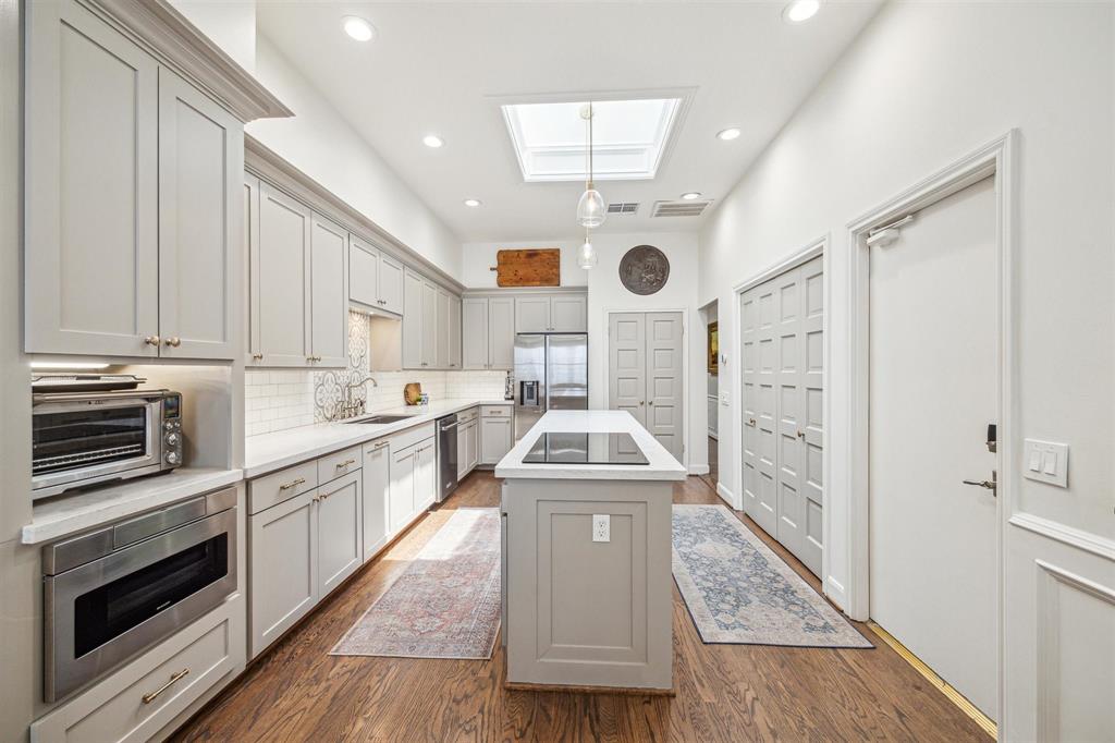 9406 Briar Forest Drive