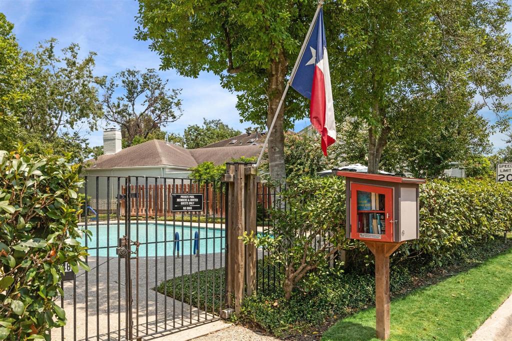 9406 Briar Forest Drive