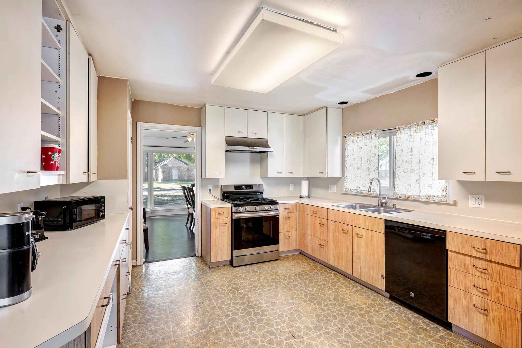 12222 Broken Bough Drive