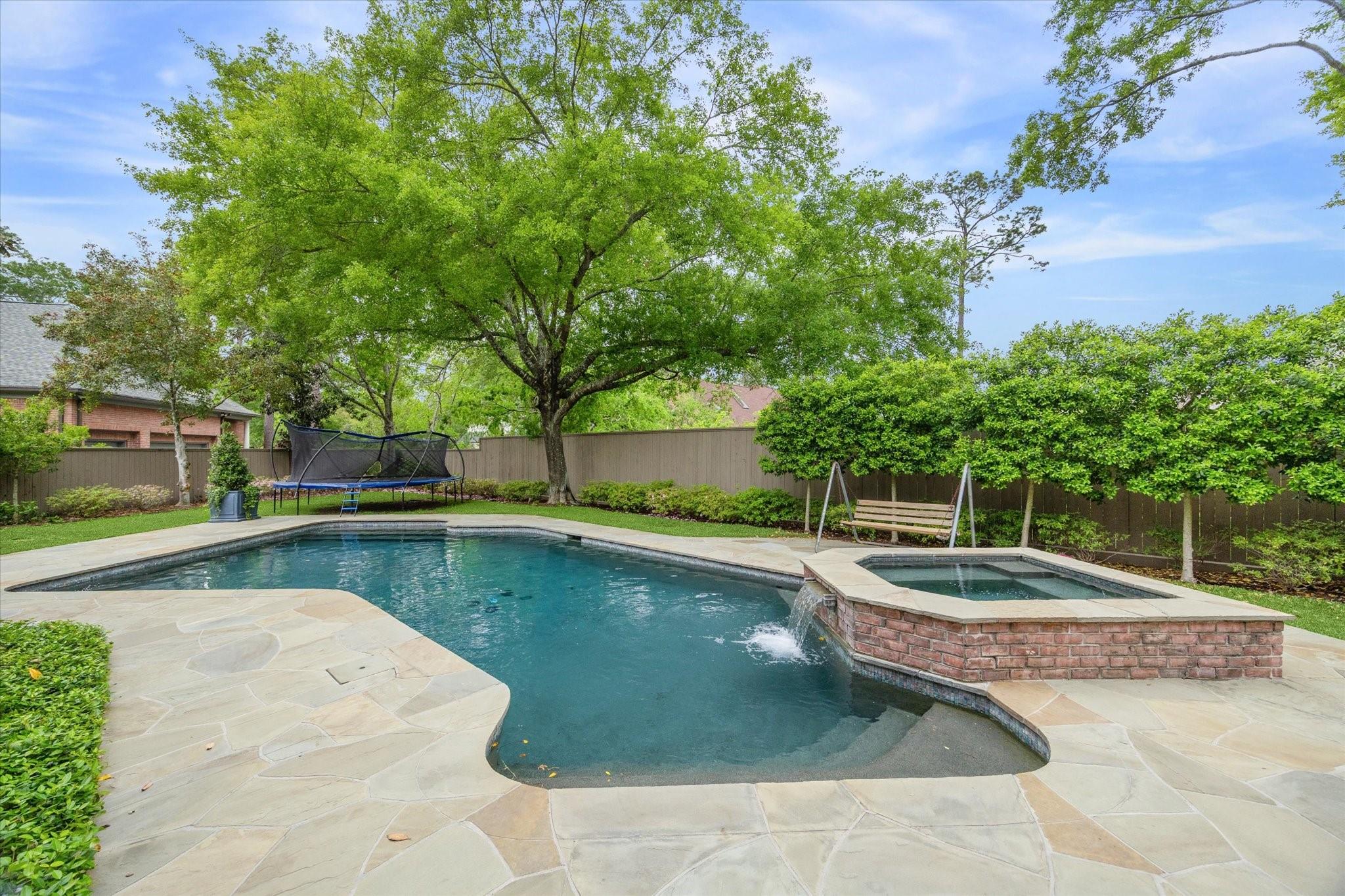 3 Blalock Pines Court