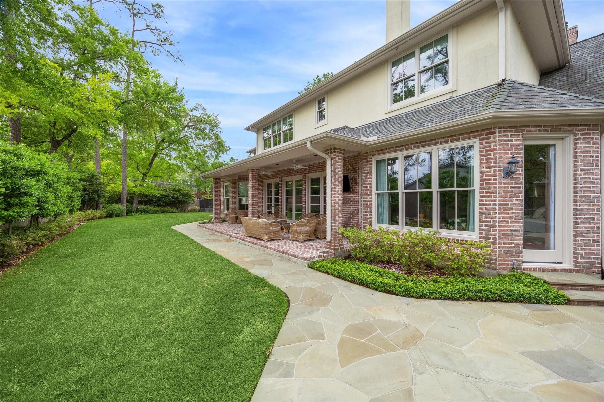 3 Blalock Pines Court