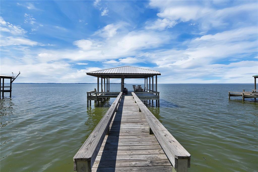 157 Treasure Point