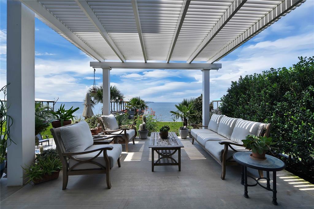157 Treasure Point