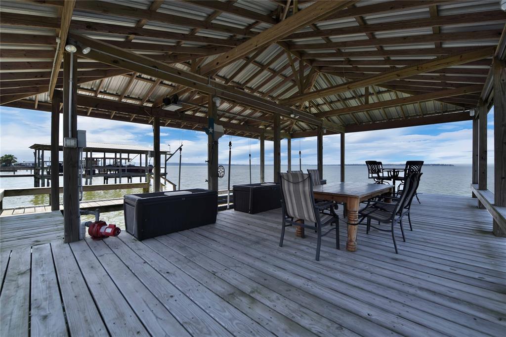 157 Treasure Point