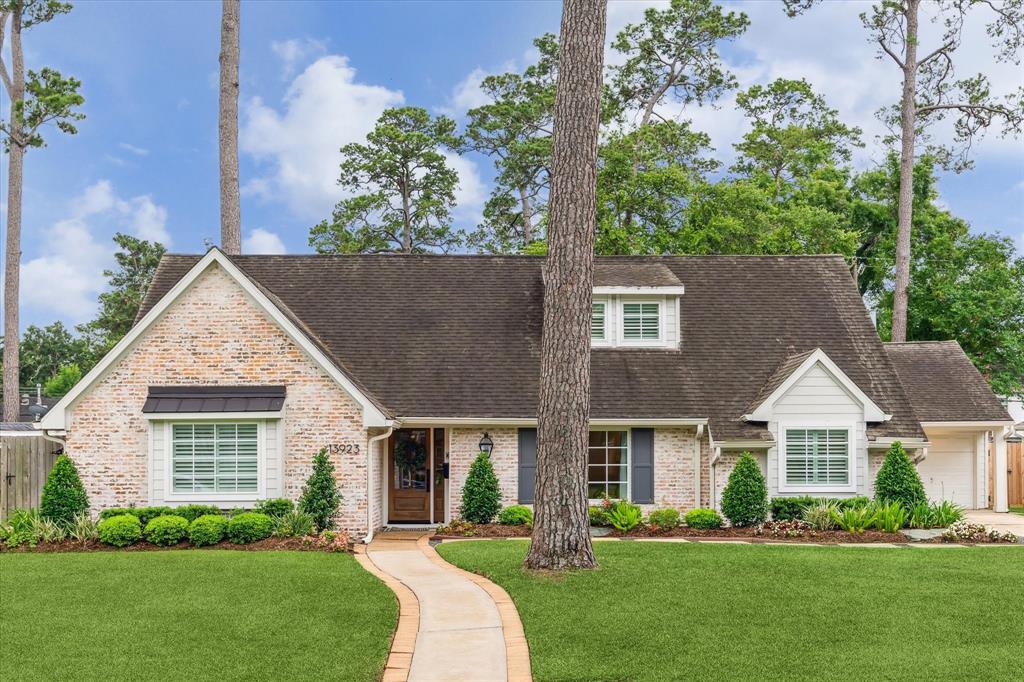 13923 Pebblebrook Drive