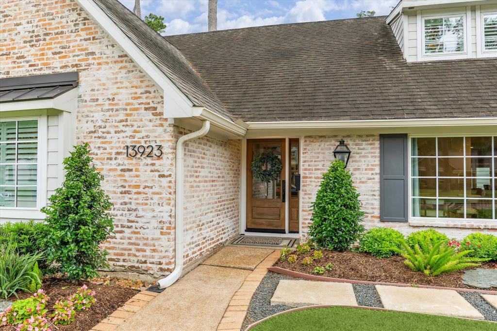 13923 Pebblebrook Drive