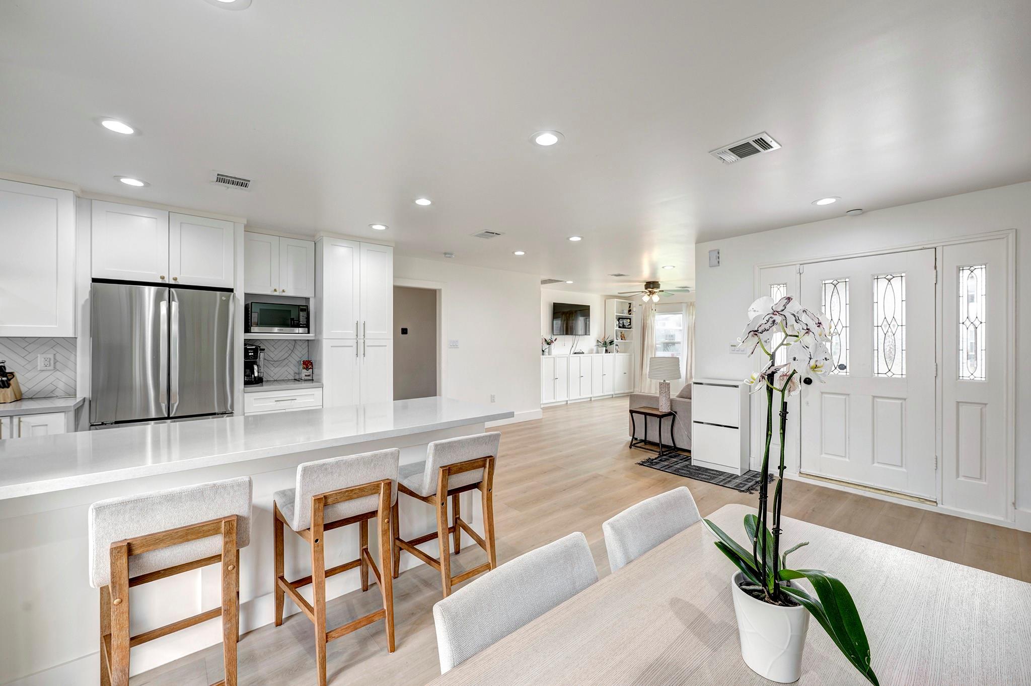 4536 Sunburst Street