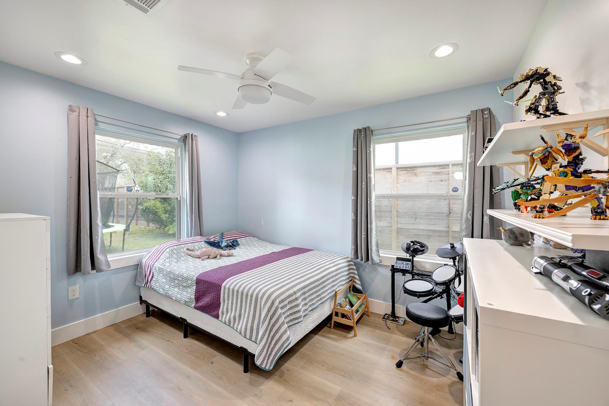 4536 Sunburst Street