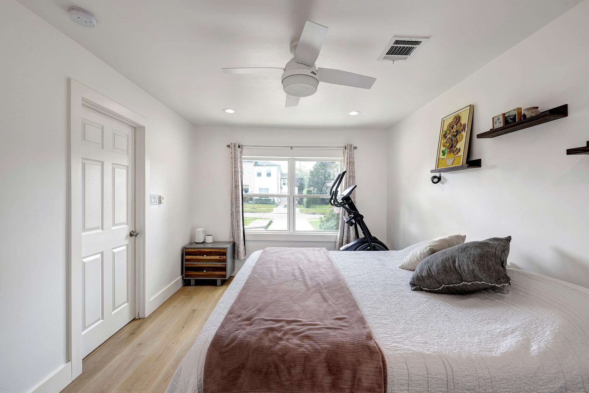 4536 Sunburst Street