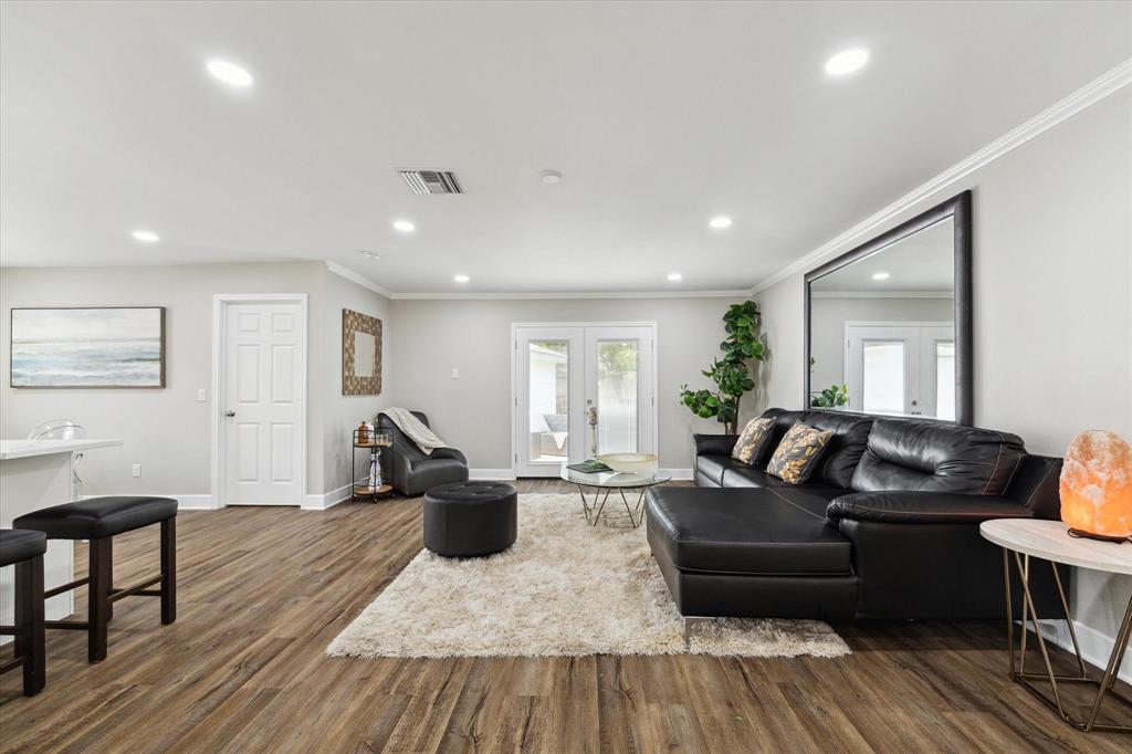 4722 Warm Springs