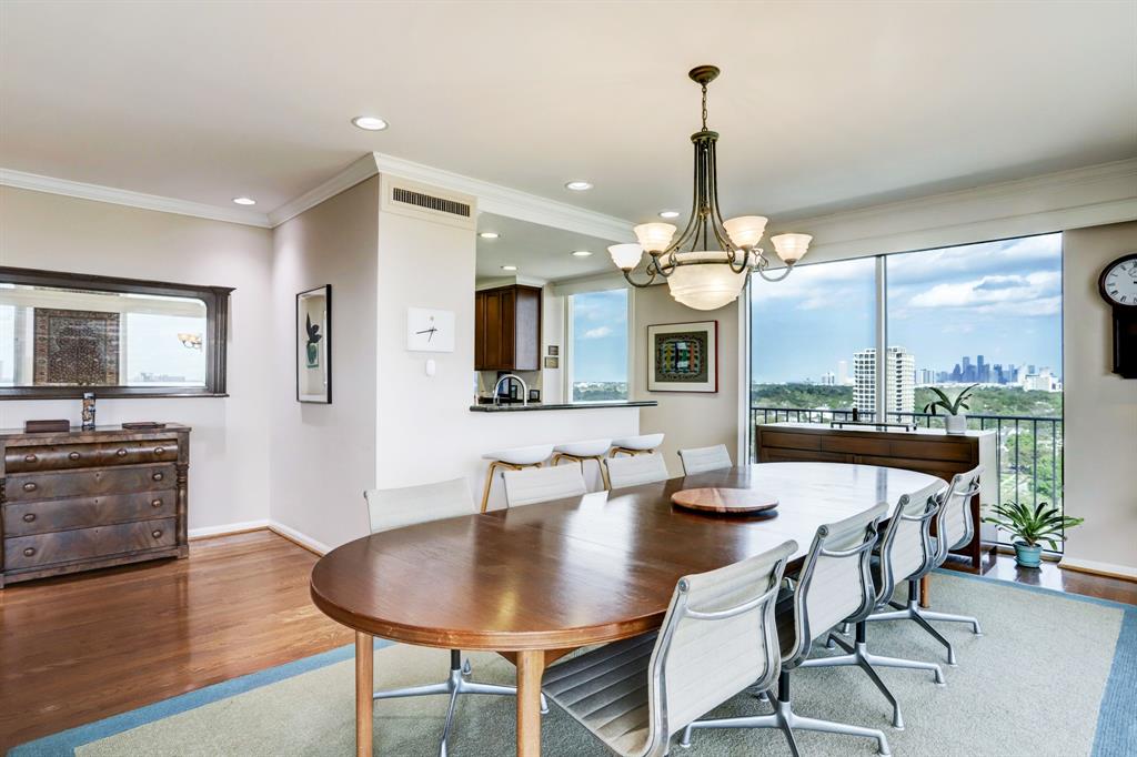 2200 Willowick Road Unit: 12J/12K