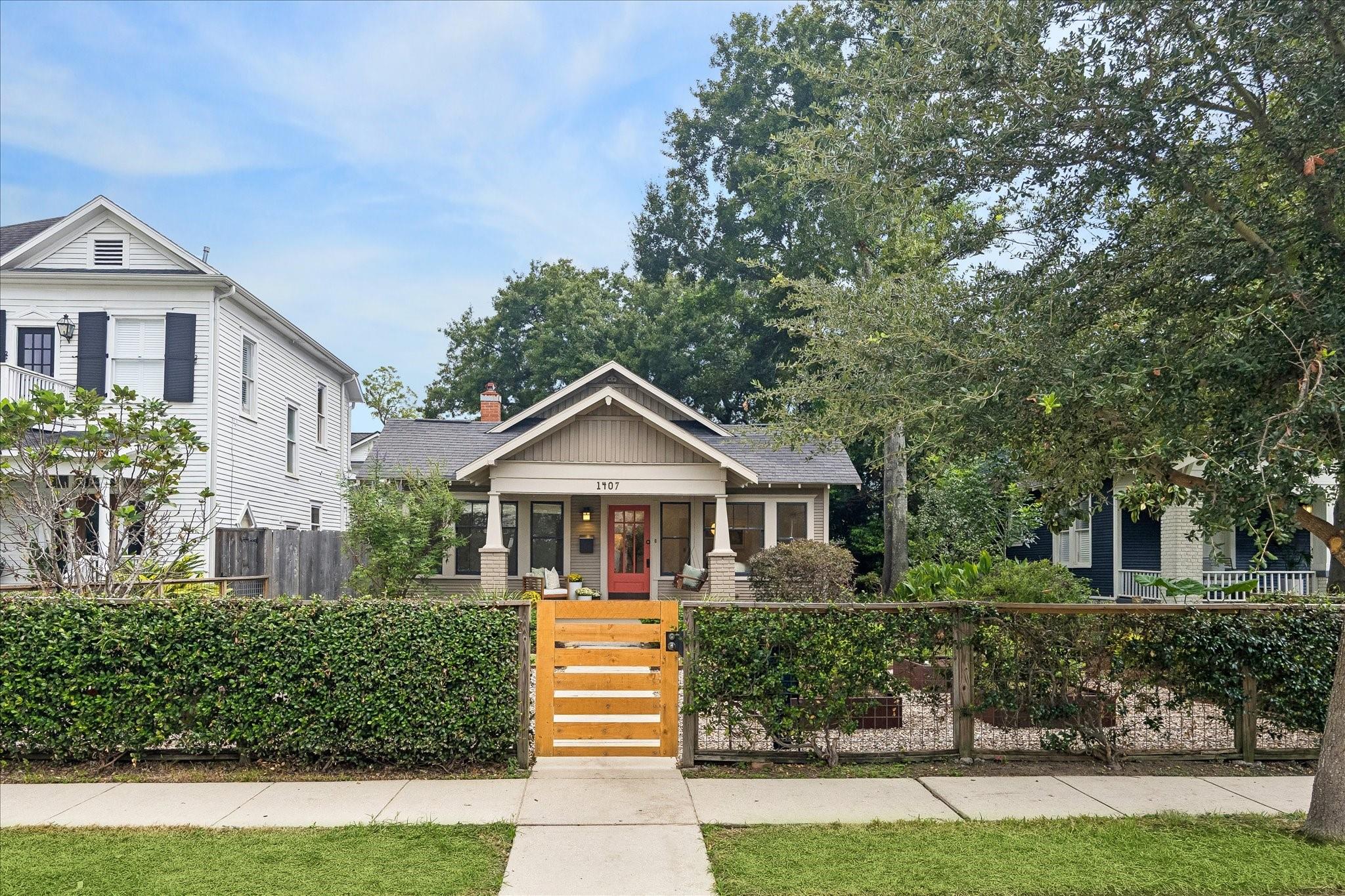1407 Oxford Street
